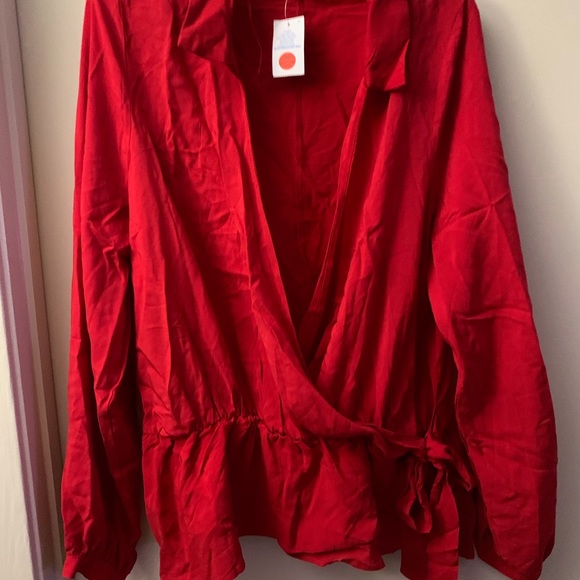 Red Blouse Never Worn - Picture 1 of 2